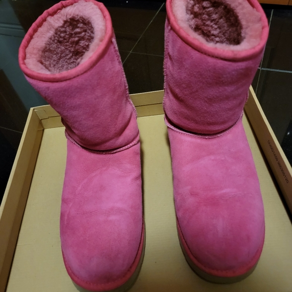 Classic Short | UGG Australia - Picture 3 of 7